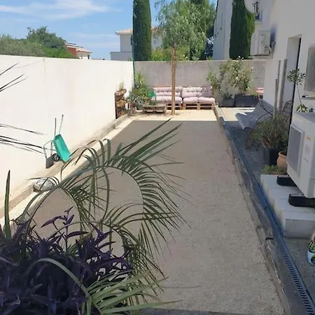 Belle Villa, Piscine Et Cigales Au Calme ! Villa *